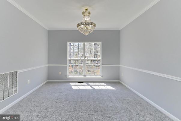 Chandelier, Empty room, Interior