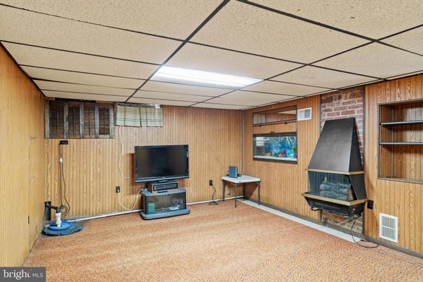 Interior, Wooden Walls