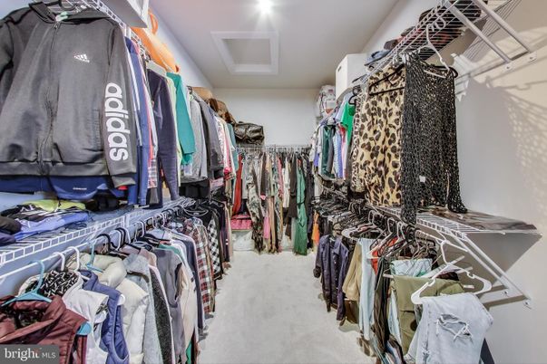 Interior, Walk-in Closets