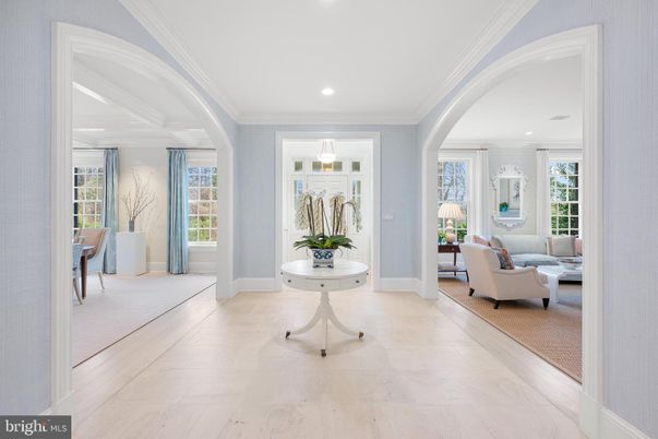 Interior, Living room, Pendant Lights, Recessed Lighting