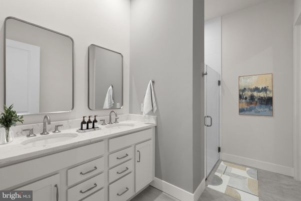 Bathroom, Dual Sink Vanities, Interior