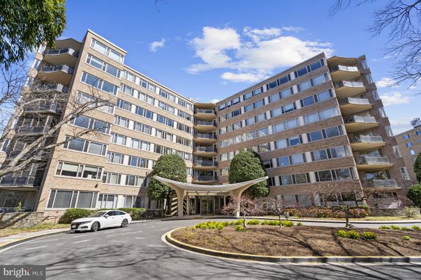 Exterior, Facade, Condo Building