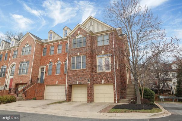 Attached, Exterior, Facade, Brick Facade, Rowhouse