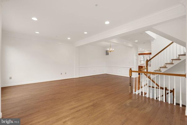 Chandelier, Empty room, Interior, Recessed Lighting, Wood Texture Flooring
