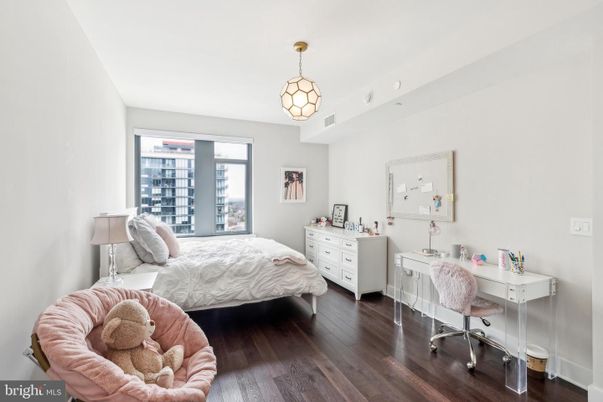 Bedroom, Home Office, Interior, Pendant Lights, Wood Texture Flooring