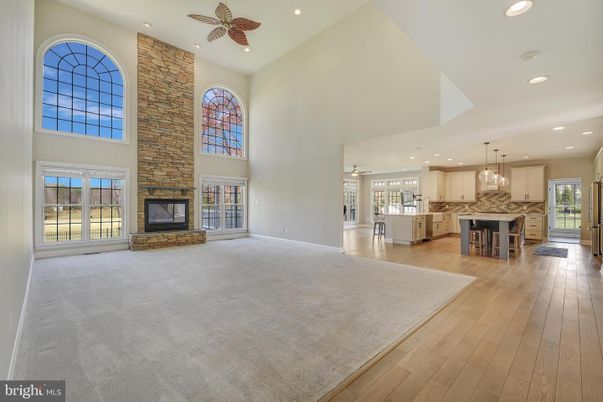 Fireplace, Interior, Kitchen, Pendant Lights, Recessed Lighting, Wood Texture Flooring