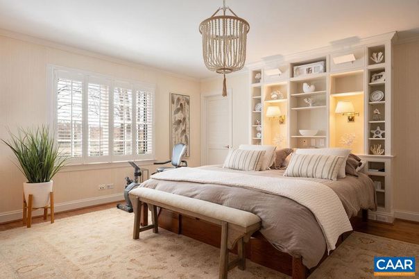 Bedroom, Chandelier, Interior, Pendant Lights, Wood Texture Flooring