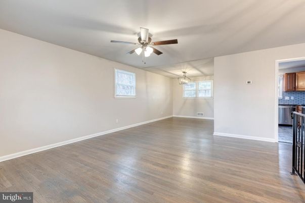 Chandelier, Empty room, Interior, Kitchen, Wood Texture Flooring