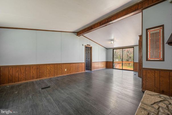 Empty room, Interior, Wooden Beams, Wood Texture Flooring