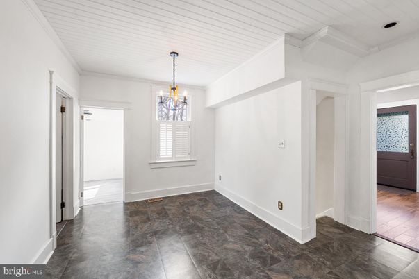 Chandelier, Empty room, Interior, Wood Texture Flooring
