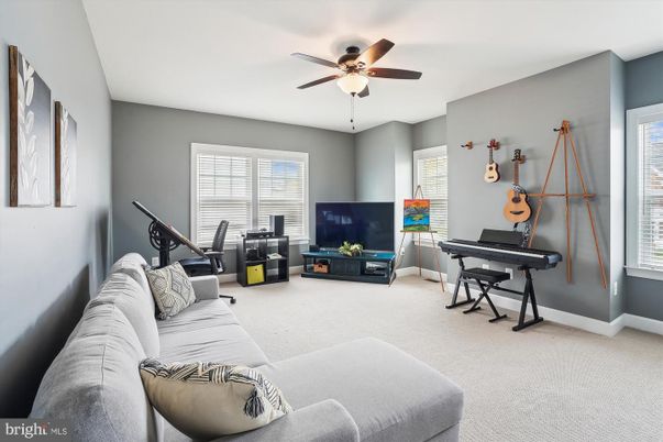 Interior, Living room, Piano