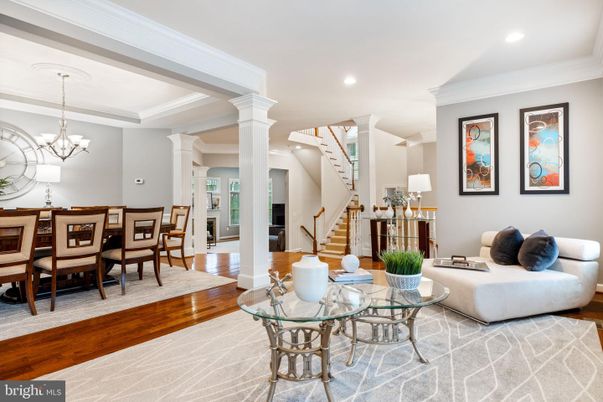 Chandelier, Dining room, Interior, Living room, Recessed Lighting, Wood Texture Flooring