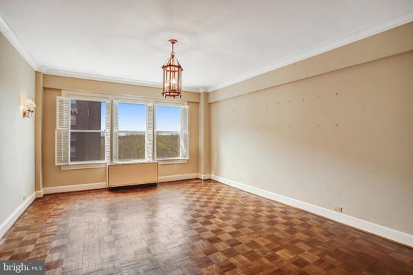 Empty room, Interior, Pendant Lights, Wood Texture Flooring