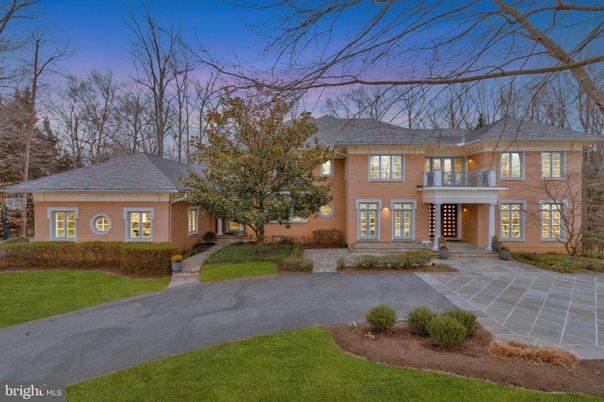 Backyard, Exterior, Facade, Brick Facade, Georgian