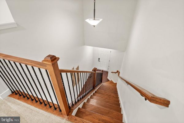 Interior, Pendant Lights, Wood Texture Flooring