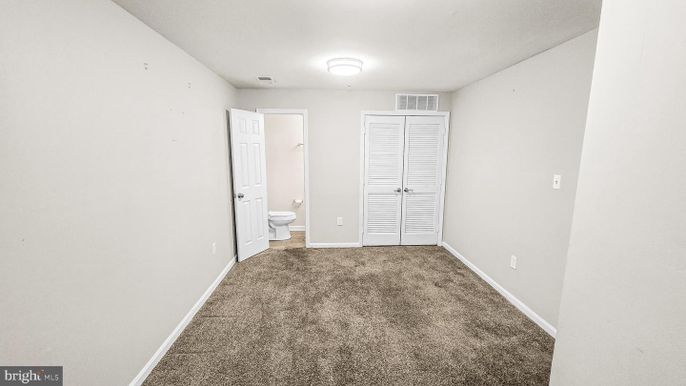 Bathroom, Empty room, Interior