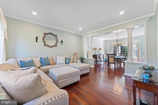 Chandelier, Dining room, Interior, Living room, Recessed Lighting, Wood Texture Flooring
