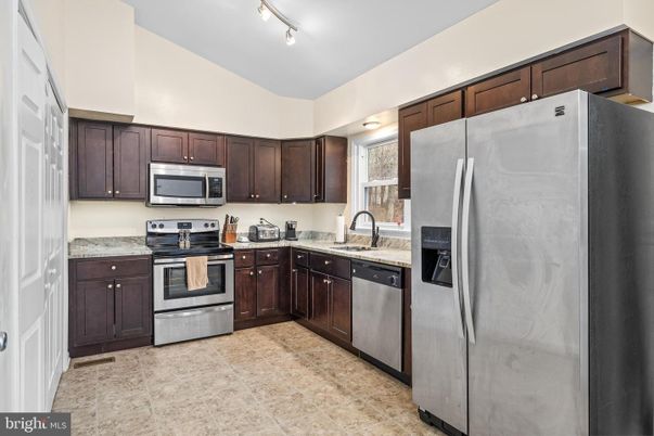 Interior, Kitchen, Stainless Steel Appliances