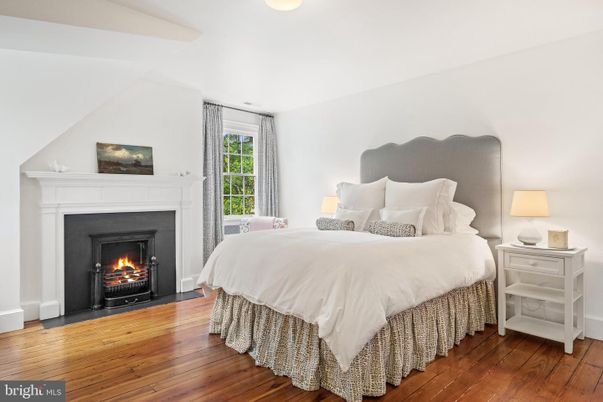 Bedroom, Fireplace, Interior, Wood Texture Flooring