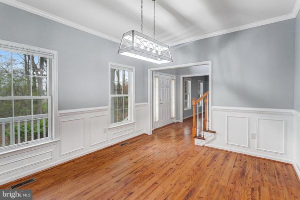Interior, Pendant Lights, Wood Texture Flooring