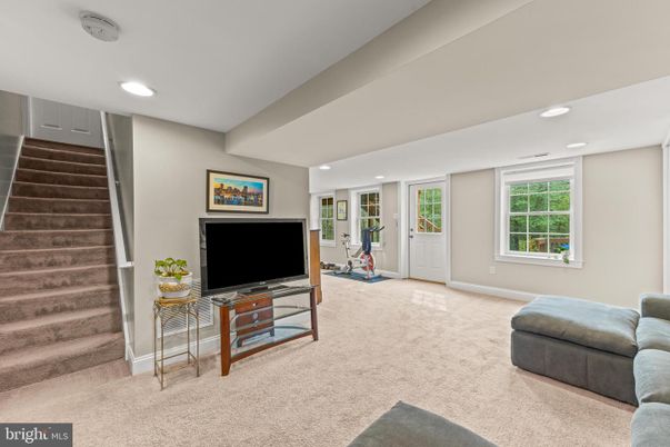 Fitness Equipment, Interior, Recessed Lighting