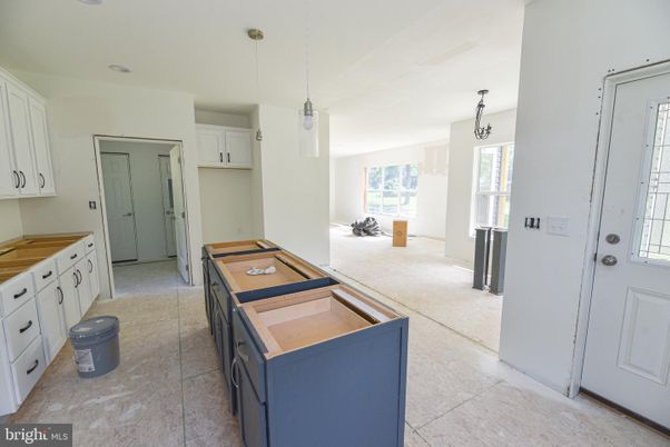 Billiard Table, Interior, Kitchen, Pendant Lights