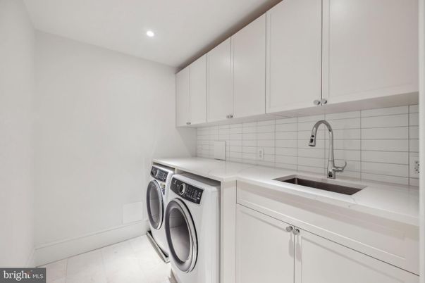 Interior, Recessed Lighting, Washer
