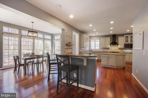 Dining room, Interior, Kitchen, Pendant Lights, Recessed Lighting, Wood Texture Flooring