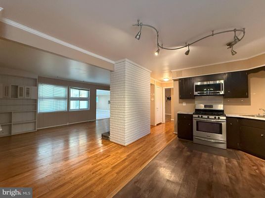 Interior, Kitchen, Stainless Steel Appliances, Wood Texture Flooring