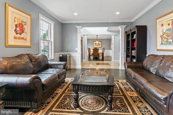Interior, Living room, Pendant Lights, Recessed Lighting, Wood Texture Flooring