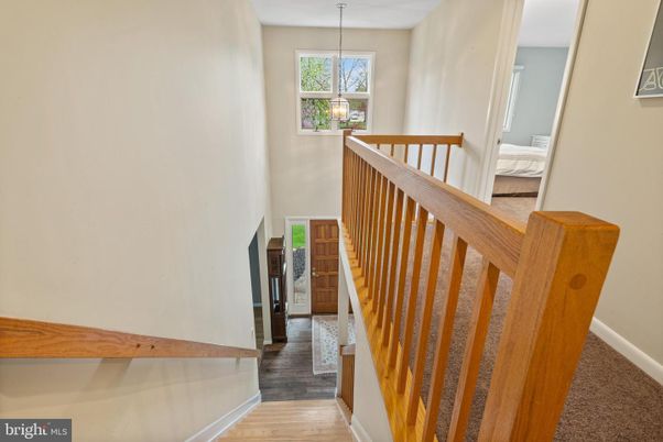 Interior, Pendant Lights, Wood Texture Flooring