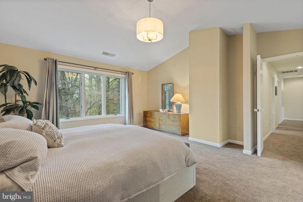 Bedroom, Interior, Pendant Lights