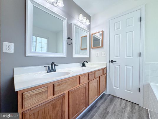 Bathroom, Dual Sink Vanities, Interior, Wood Texture Flooring
