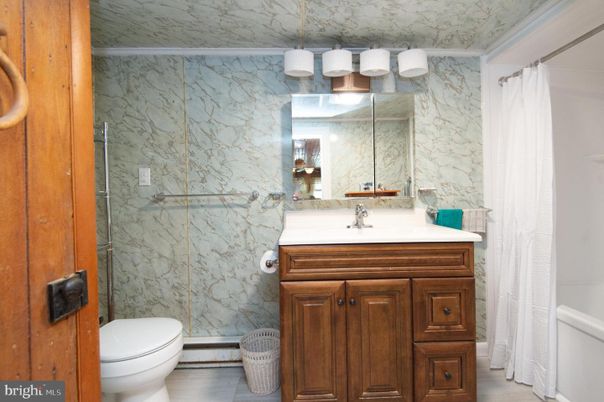 Bathroom, Interior, Marble Walls