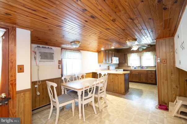 Dining room, Interior, Kitchen, Wooden Ceilings