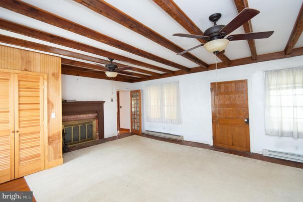 Empty room, Fireplace, Interior, Wooden Beams