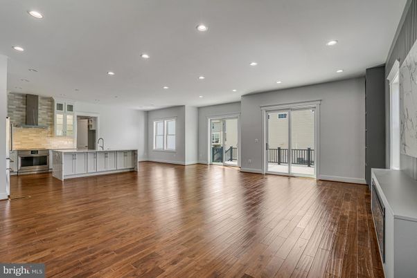 Empty room, Interior, Kitchen, Recessed Lighting, Wood Texture Flooring