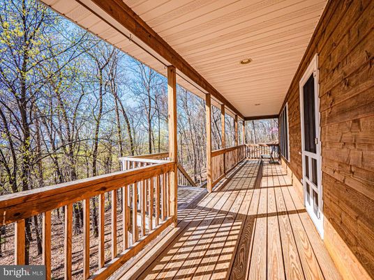 Exterior, Wood Texture Flooring