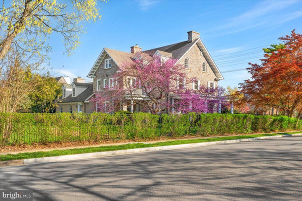 Exterior, Facade, Tudor Revival