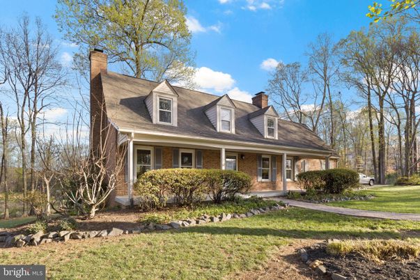 Exterior, Facade, Brick Facade, Cape Cod