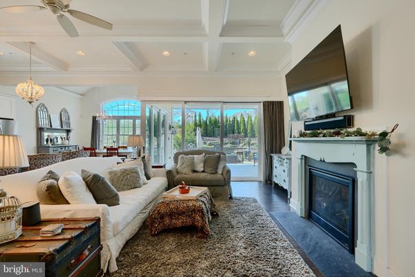 Fireplace, Interior, Living room, Pendant Lights, Recessed Lighting, Wood Texture Flooring