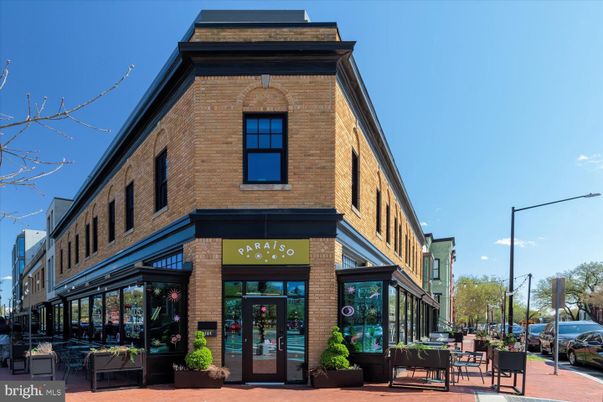Exterior, Facade, Brick Facade, Rowhouse