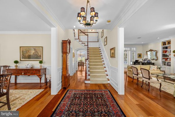 Chandelier, Dining room, Interior, Living room, Piano, Recessed Lighting, Wood Texture Flooring