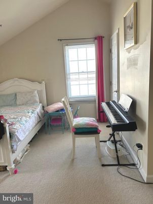 Bedroom, Interior, Piano