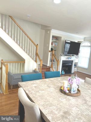 Dining room, Fireplace, Interior, Recessed Lighting, Wood Texture Flooring