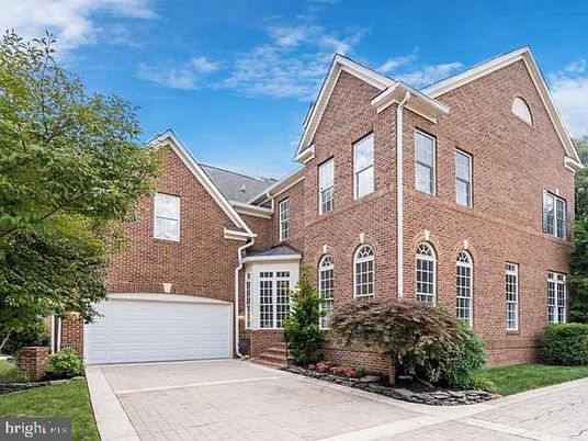 Attached, Exterior, Facade, Brick Facade, Brick Traditional