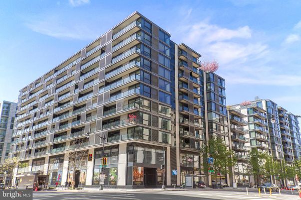 Exterior, Facade, Condo Building