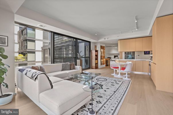 Interior, Kitchen, Living room, Recessed Lighting, Wood Texture Flooring