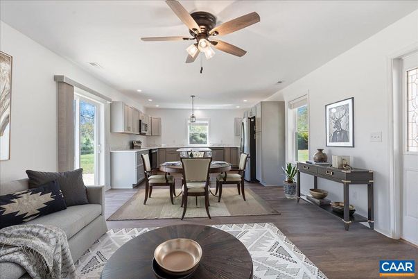 Dining room, Interior, Kitchen, Pendant Lights, Recessed Lighting, Wood Texture Flooring