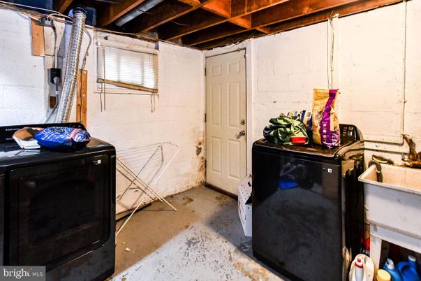 Interior, Washer